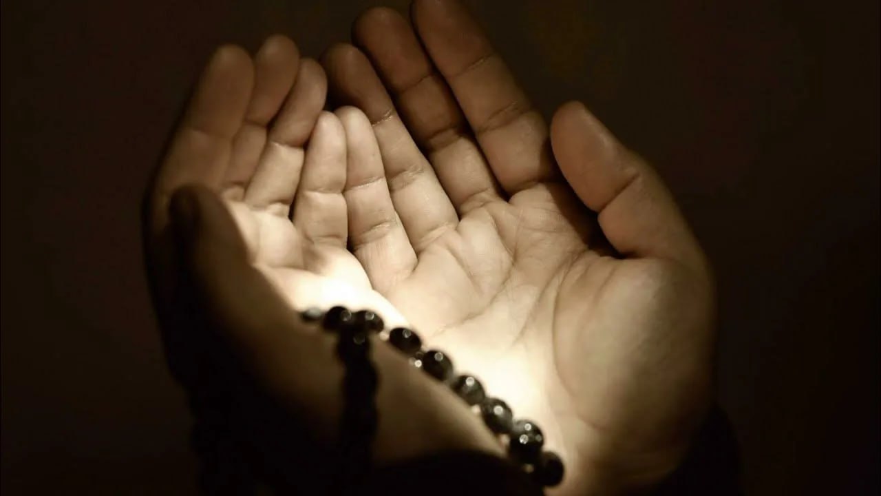 Магомедзагид Кихасуров выразил искренние соболезнования родным и близким дагестанцев, погибших от ударов беспилотников во время доставки гуманитарной помощи.