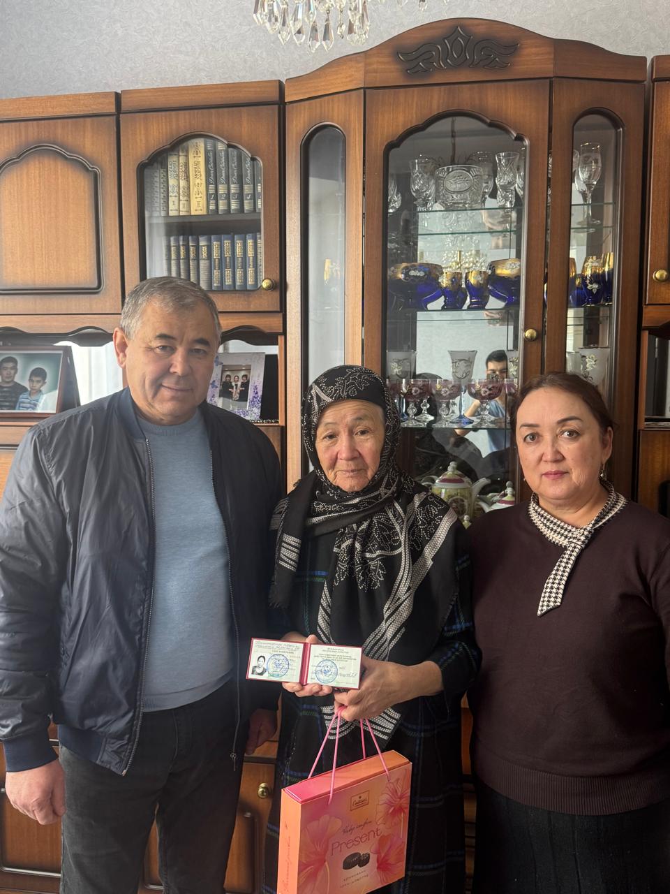 Жительница села Терекли-Мектеб Ногайского района Мархаба Мусаевна Эсиргепова удостоена звания «Ветеран труда Республики Дагестан».